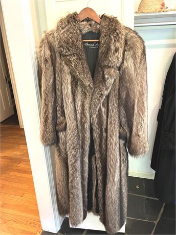 Vintage Svend Furs of Toronto Authentic Fur Coat