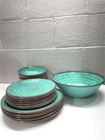 Melamine Plates and Bowls