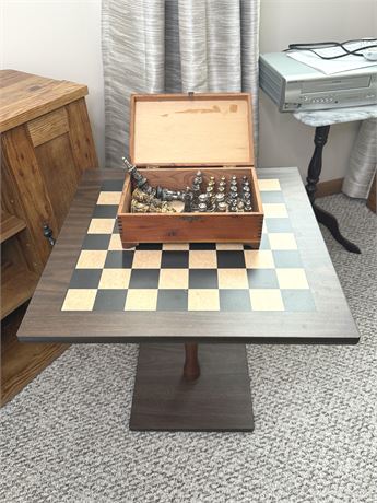 Chess Table w/ Metal Chess Pieces