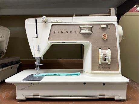 Singer Sewing Machine Model 758