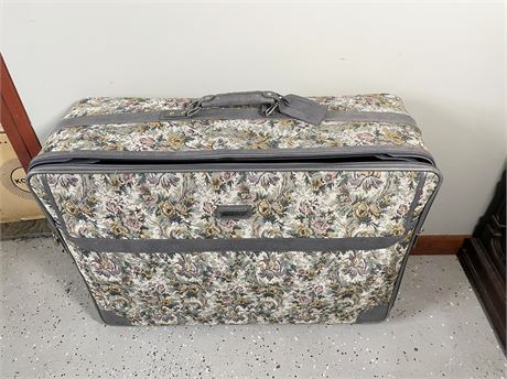 Floral Suitcase Set