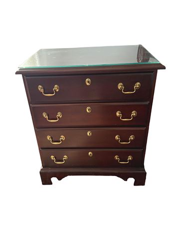 White Furniture Queen Anne Mahogany Four-Drawer Night Stand