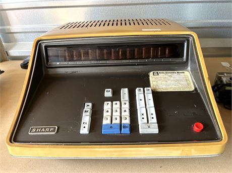 1971 Sharp Electronic Calculator