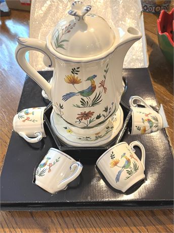 Gien Oiseaxu De Paradis France Tea Set