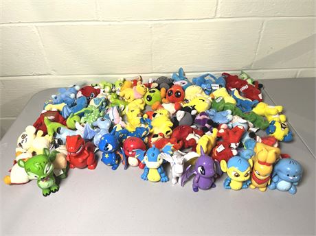 Vintage Neopets Figures and Plush Dolls