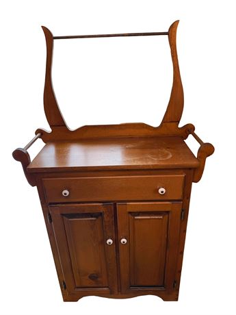 Antique Maple Wash Stand