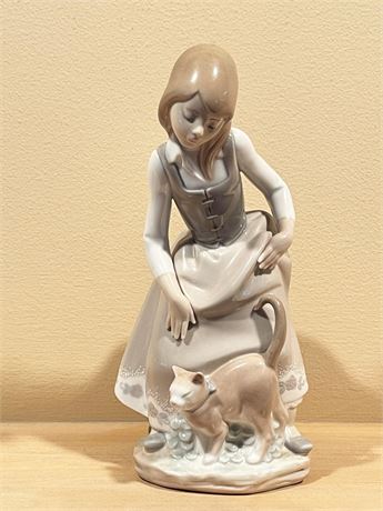 Lladro Girl with Cat