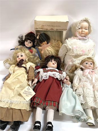 Doll Collection - Lot 24