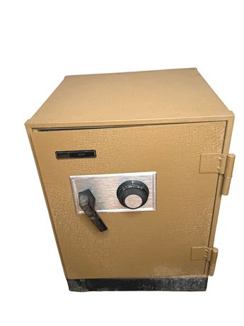 Vintage Montgomery Ward Safe Model 9031