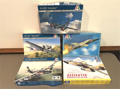 Model Plane Kits Lot 10