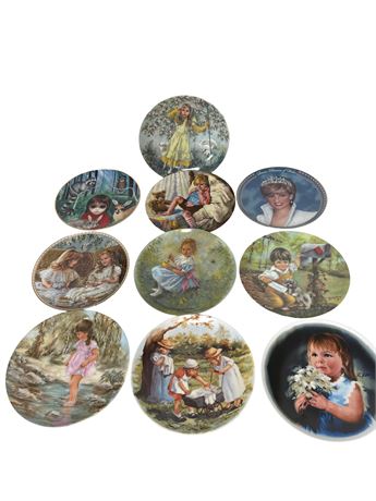 Collector's Plates Lot 4
