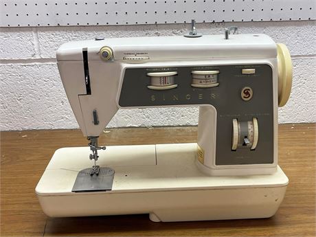 Singer Sewing Machine Model 774