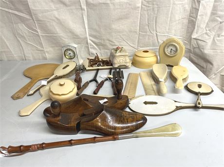 Vintage/Antique Dresser Set Items