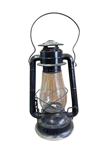 Dietz Monarch Railroad Lantern