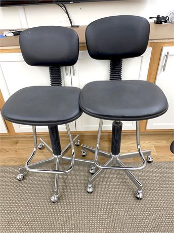 Pneumatic Office Chairs