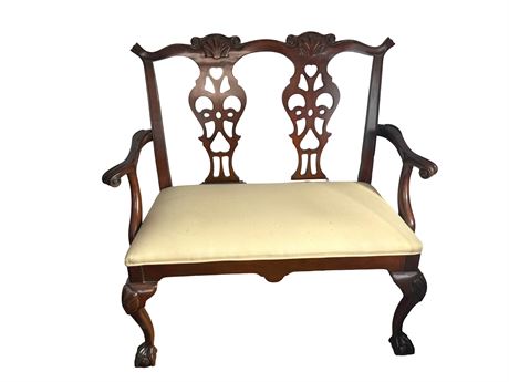 Century Chair Company Chippendale Style Mahogany Settee