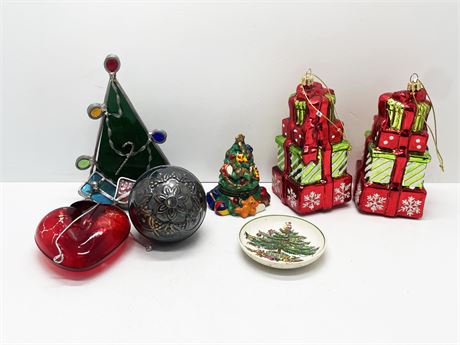 Vintage Christmas Decoratives