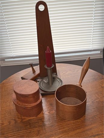Shaker-Style Wood Decoratives