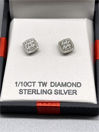 1/10 Carat Diamond Earrings
