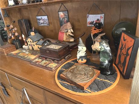 Large Decorative Shelf Lot 7