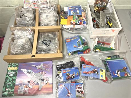 Large Lot of Vintage Lego Sets