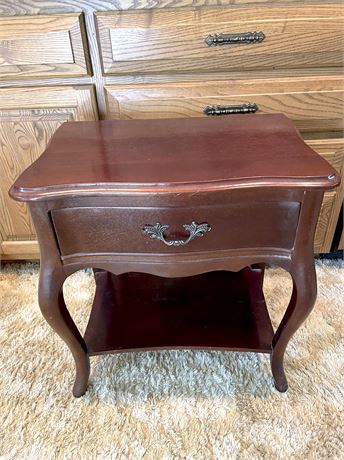 Queen Anne Style wood Side Table