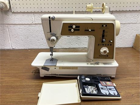 Singer Sewing Machine Model 635