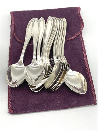 Oneida Par Plate Spoons