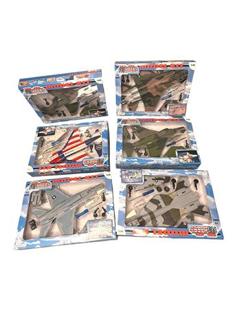 1/72 Scale Fighter Jet Model Kits
