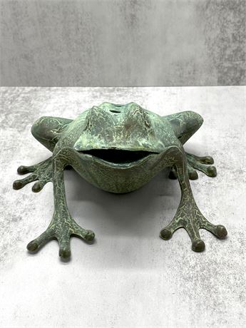 Metal Flower Frog