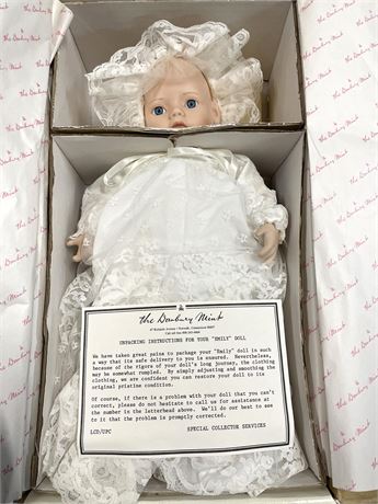 Doll Collection - Lot 17