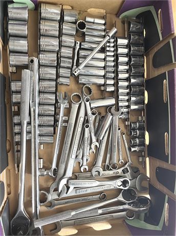 Large Socket Wrench Lot