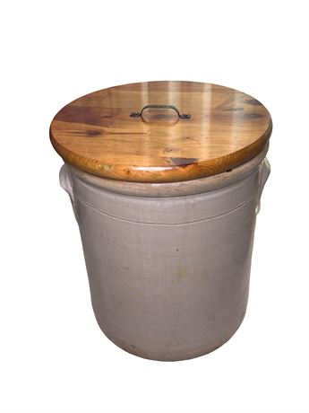 15-Gallon Stoneware Crock with Handmade Wooden Lid