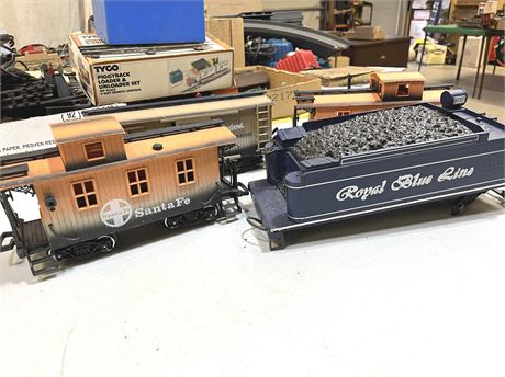 G Scale Train Cars