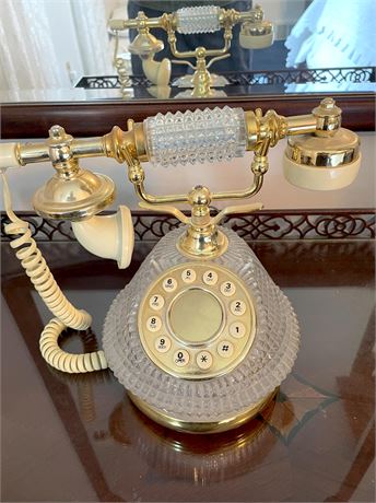 Vintage Crystal Rotary Phone