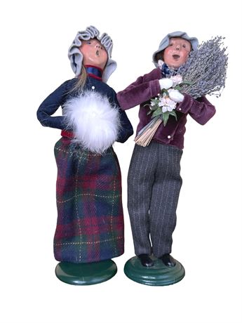 Byer's Choice Caroler Figures Lot 1
