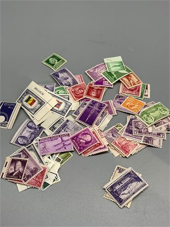 100 US Stamps