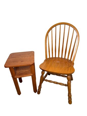 Oak Accent Table and Chair