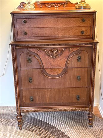 Kent Coffey Chest of Drawers