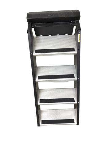 StepAbove RV Entry Steps