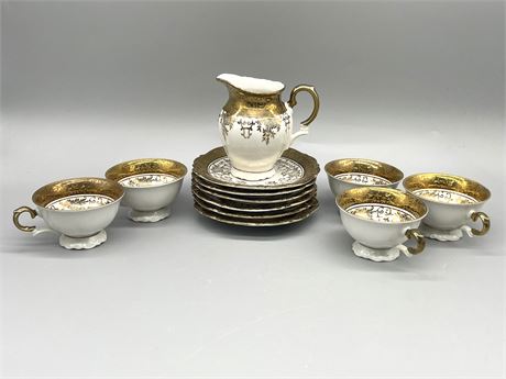 Bareuther Cups, Saucers and Creamer