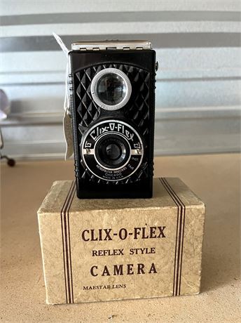 Clix-O-Flex Reflex Style Camera