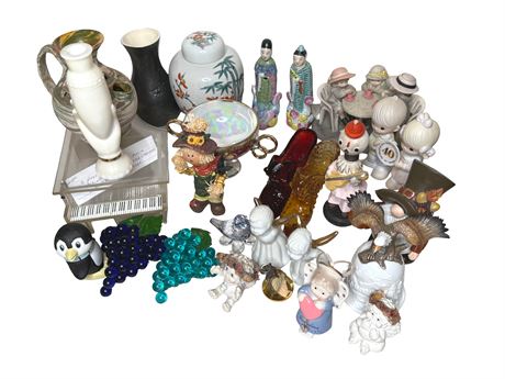 Large Decorative Lot