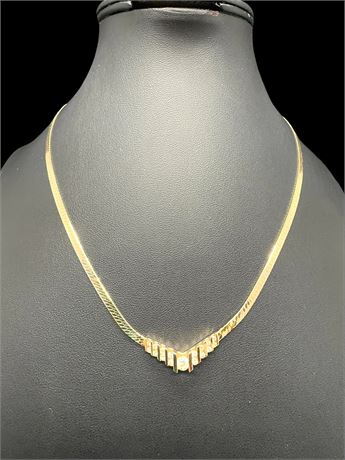 14kt Yellow Gold Diamond Necklace