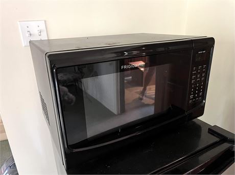 Frigidaire 1.4 cu ft. Microwave
