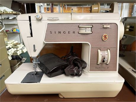 Singer Sewing Machine Model 778