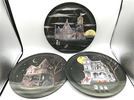 Marijke Haunted House Halloween Plates (signed)