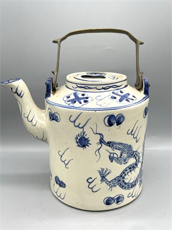 Asian Dragon Teapot