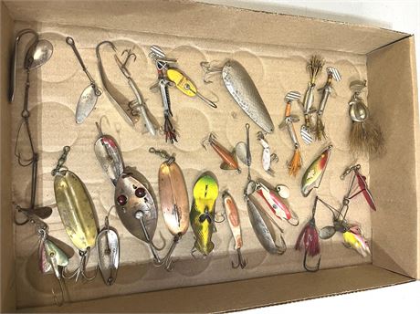 Vintage Fishing Lures Lot 4