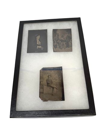 Late 1800s/Early 1900s Tin Tiypes in Display Box
